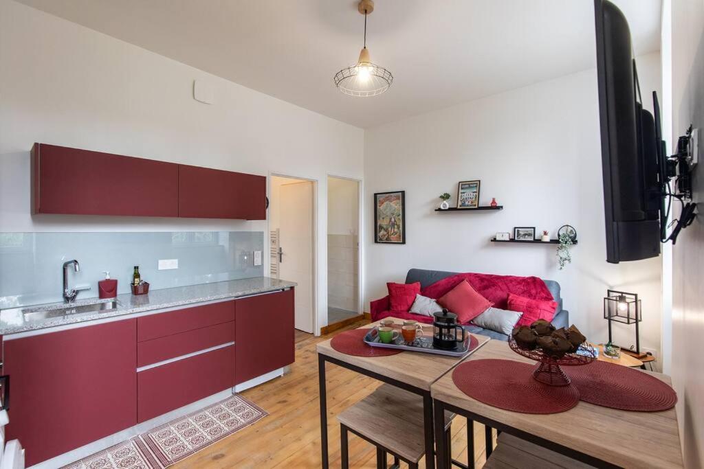 Apartamento Repaire Du Bagnerais Bagnères-de-Bigorre Exterior foto